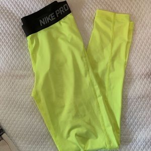 Nike Pro leggings